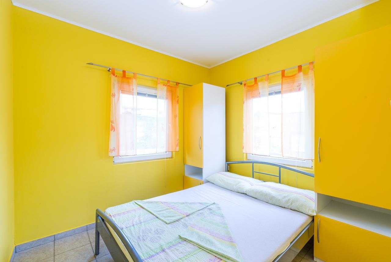 Apartments Mahnet Vir Eksteriør billede